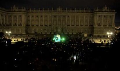 El Palacio Real de Madrid, apagado durante La Hora del Planeta.