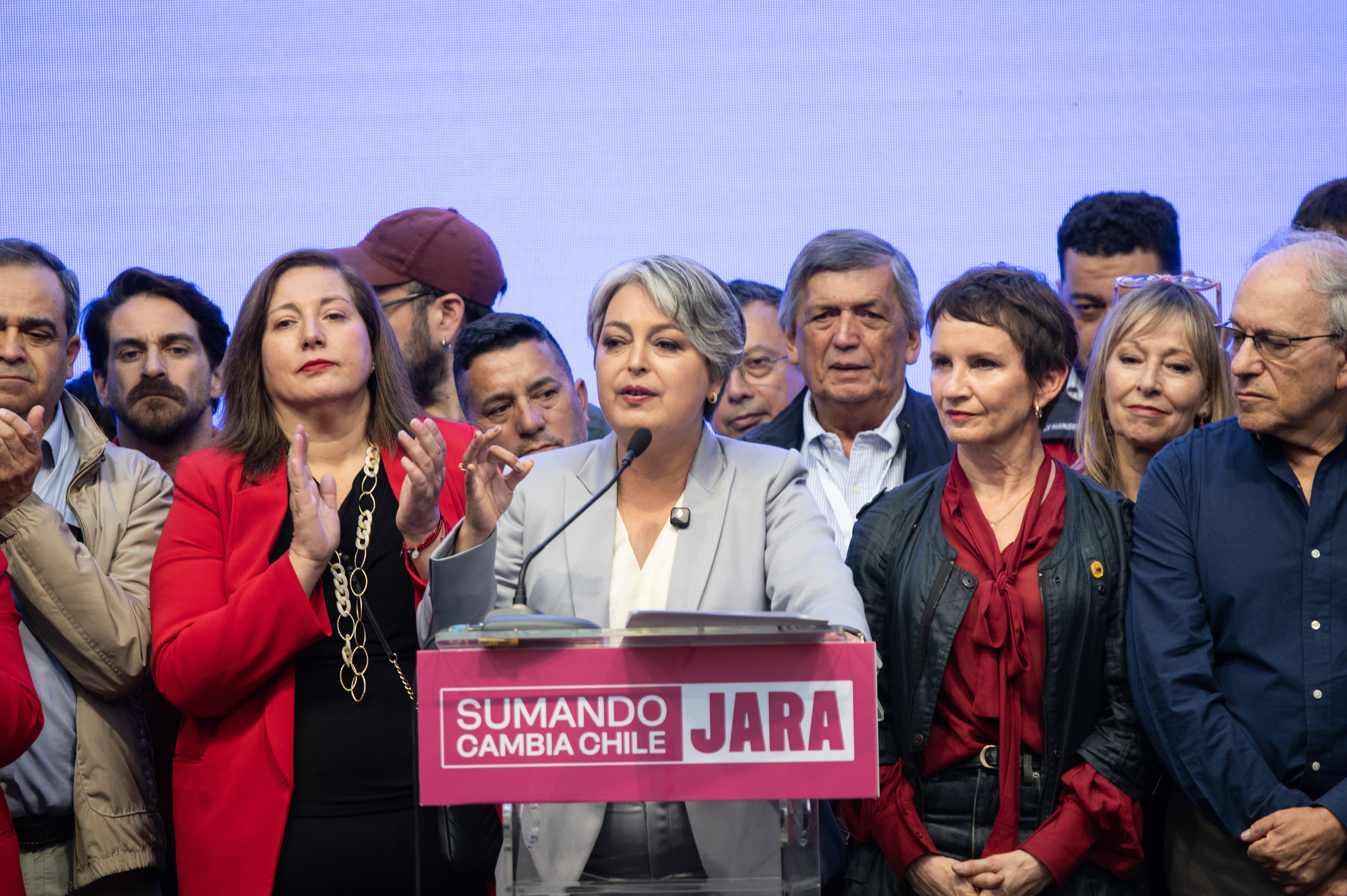 Jeannette Jara durante un discurso, el 14 de diciembre.