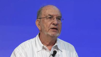 El matemático Haïm Brezis, en una conferencia en 2016.