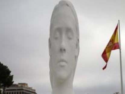 Escultura de Jaume Plensa, en la Plaza de Colón de Madrid.