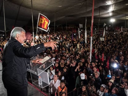 Andrés Manuel López Obrador, en un mitin en Iztapalapa.