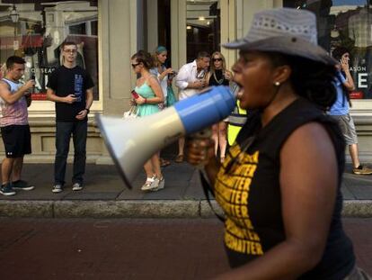 Una protesta, en Charleston, contra la discriminación racial.