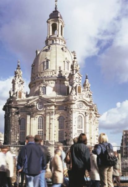 La restaurada iglesia (Frauenkirche) de Dresde