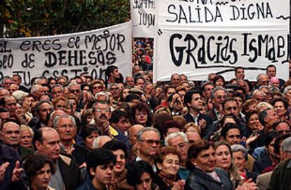 Imagen de la concentración llevada a cabo ayer por la tarde en Ponferrada a favor del ex alcalde de esa localidad Ismael Álvarez.