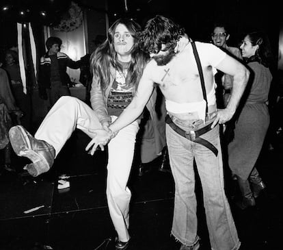 Bill Ward y Ozzy Osbourne en el 'backstage' durante un concierto en 1977.