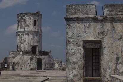 El Baluarte de San Pedro es la torre más antigua del fuerte. Su construcción data de 1535. Durante muchos años fue la referencia náutica del sureste de México.