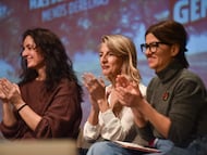 La vicepresidenta segunda del Gobierno, Yolanda Díaz, y la ministra de Juventud e Infancia, Sira Rego, arropan este domingo en Huesca a la candidata de IU-Movimiento Sumar en Aragón, Marta Abengochea.
