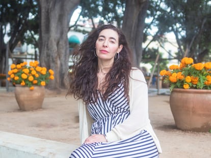 Fernanda Trías escritora uruguaya, autora de ‘Mugre rosa’, en la Feria Internacional del Libro de Oaxaca.