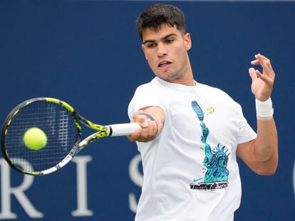 Carlos Alcaraz (ESP) hits a ball during practise at Sobeys Stadium.