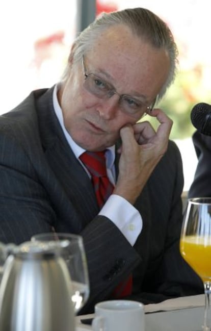 El exministro, Josep Piqu&eacute;, durante la presentaci&oacute;n de su libro.