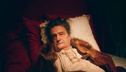 Jean-Pierre Léaud en La mort de Louis XIV, de Albert Serra.