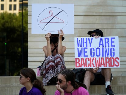 Manifestantes favorables al derecho al aborto, el viernes en Austin (Texas).