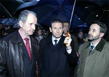 Juan María Atutxa, Juan José Ibarretxe y Josu Jon Imaz, en la manifestación de Bilbao.