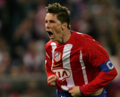 Torres celebra un gol amb el Atlético en 2007.