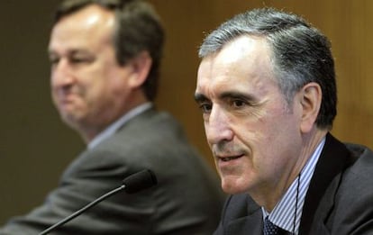 José María Castellano (en primer plano) en una imagen de 2012, cuaando presidía NCG Banco.