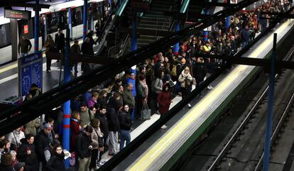 Andén de una de las estaciones de Metro de Madrid.