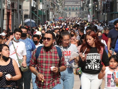 Peatones en el Centro Histórico de Ciudad de México