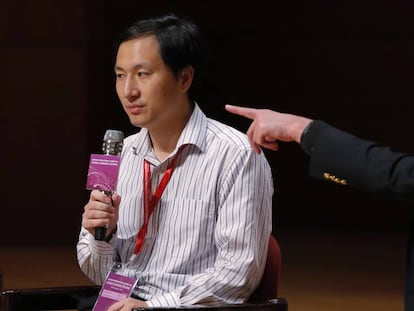 He Jiankui, el científico que contrató profesionales de comunicación para difundir su experimento con embriones de personas, durante su intervención en la Conferencia de Edición del Genoma Humano celebrada en Hong Kong.