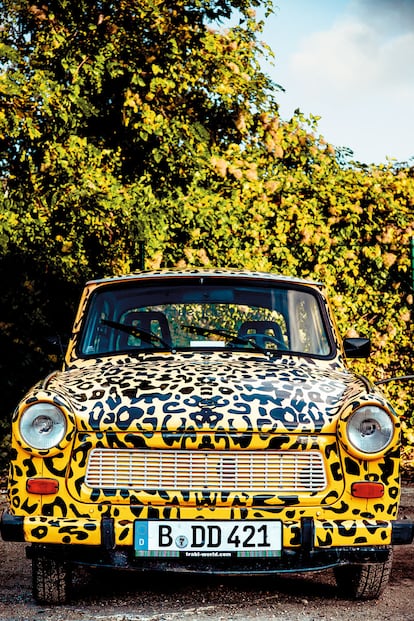 Trabant con diseño personalizado de Trabi safari.