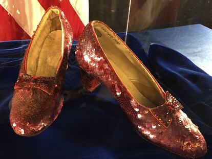 Los zapatos de Judy Garland en 'El mago de Oz'.
