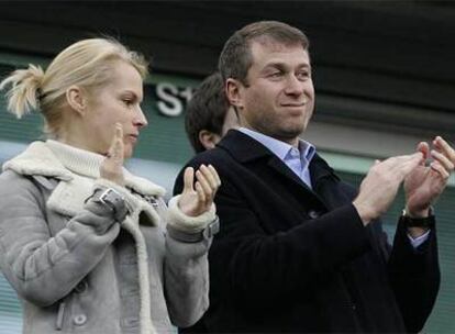 Roman Abramovich y su ya ex esposa Irina, durante un partido del Chelsea.