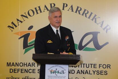 El vicealmirante Schönbach, durante su intervención en un foro de defensa en India.