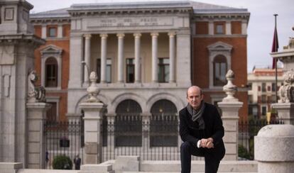 Luis Feduchi, decano de la facultad de Arquitectura de la Universidad Camilo Jos&eacute; Cela, delante del Cas&oacute;n del Buen retiro la semana pasada. 