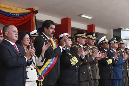 Maduro preside el desfile por la independencia de Venezuela.