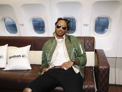 Viajamos en jet privado con el Jimi Hendrix del trap