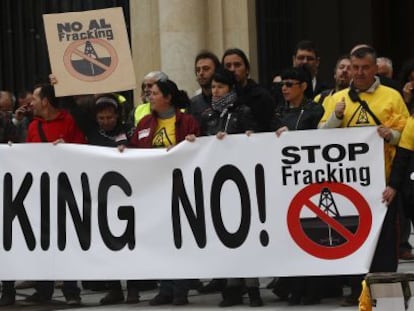 Protesta contra la fracturació hidràulica a Castelló de la Plana.