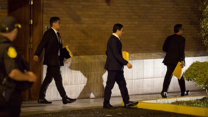 El registro del inmueble de la presidenta de Perú en la madrugada de este sábado.