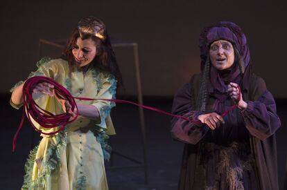 Silvia Garzón y Carmen Gallardo, en un ensayo de 'Celestina'.