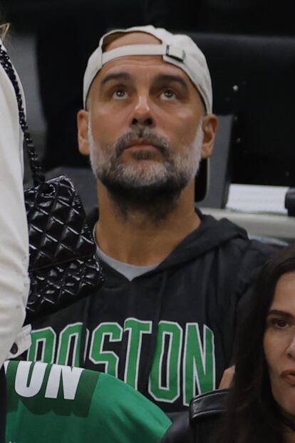 Pep Guardiola, en el primer partido de la final de la NBA entre los Boston Celtics y Dallas Mavericks, en Boston, Massachusetts.