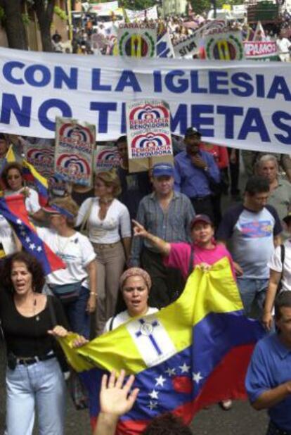 Imagen de archivo de una protesta en Caracas contra los ataques del Gobierno a la Iglesia.