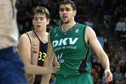 A pesar de las ofertas que recibió de diferentes universidades, Marc decidió volver a España para terminar de formarse como jugador en la ACB. Estuvo en nuestro país entre 2003 y 2007, militando en el Barça y en el Akasvayu Girona —las últimas dos temporadas—. En la imagen, un encuentro contra el Juventut en 2003.