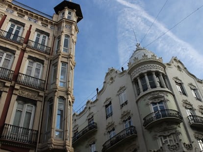 Los balcones de la valenciana calle de la Paz.