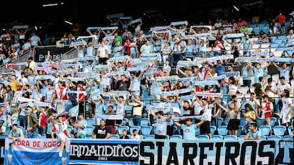 Aficionados del RC Celta en la grada del Abanca Balaídos en un partido de esta temporada.