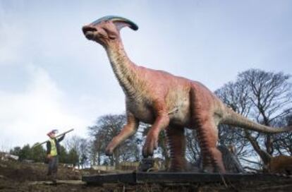 Figura de un dinosaurio del zoo de Edimburgo.