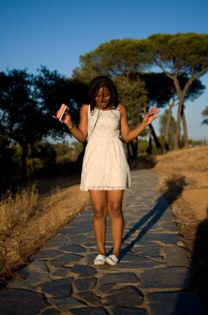 Julia Raquel Alene, ganadora del premio África con Ñ en la modalidad de relato.