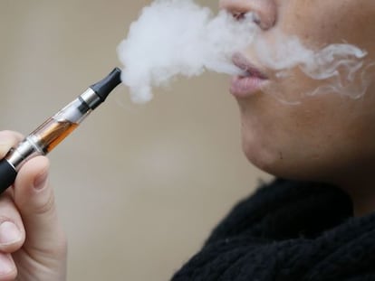 Los cigarrillos electrónicos también provocan cáncer, como el tabaco