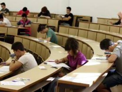 Estudiantes en la Universidad de Castilla-La Mancha. EFE/Archivo