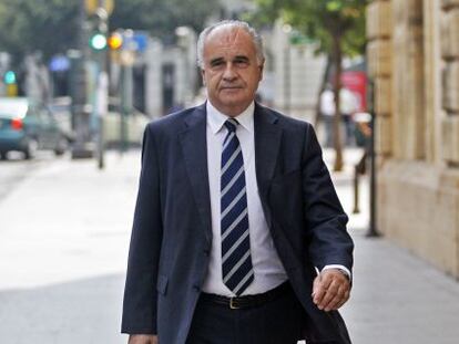 L'exconseller Rafael Blasco arriba al Tribunal Superior de València en una imatge d'arxiu.