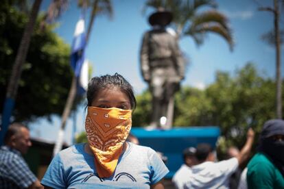 Una niña, en las protestas de Niquinohomo.