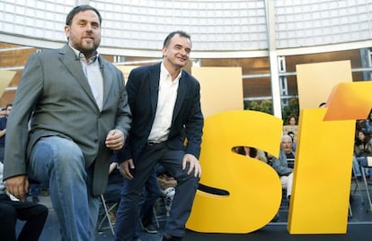 Oriol Junqueras y Alfred Bosch, en la fiesta de final de campaña.