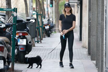 Mar Torres, con su mascota.