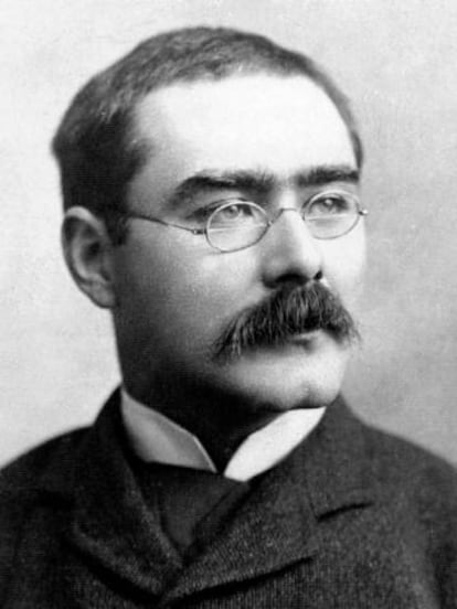 El escritor Rudyard Kipling, hacia 1915.