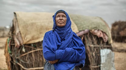 Amina Ibrahim, madre de 12 niños, tuvo que abandonar su hogar en Etiopía por la sequía.