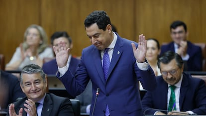 El presidente de la Junta de Andalucía, Juan Manuel Moreno, en el Parlamento andaluz este jueves.