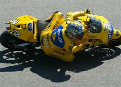 El piloto italiano de Honda, durante la jornada de clasificación en el circuito Sachsenring.