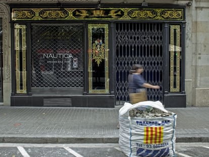 Fachada de la galer&iacute;a Joan Prats en la Rambla de Catalunya